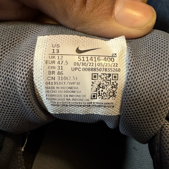 Nike Air size 13 men’s shoes blue - Picture 8 of 9